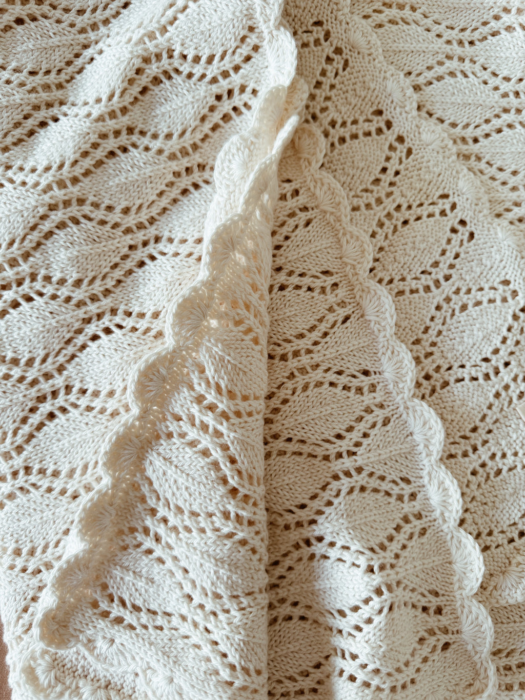 Fleur Heirloom blanket - Snow - Hank Knitwear
